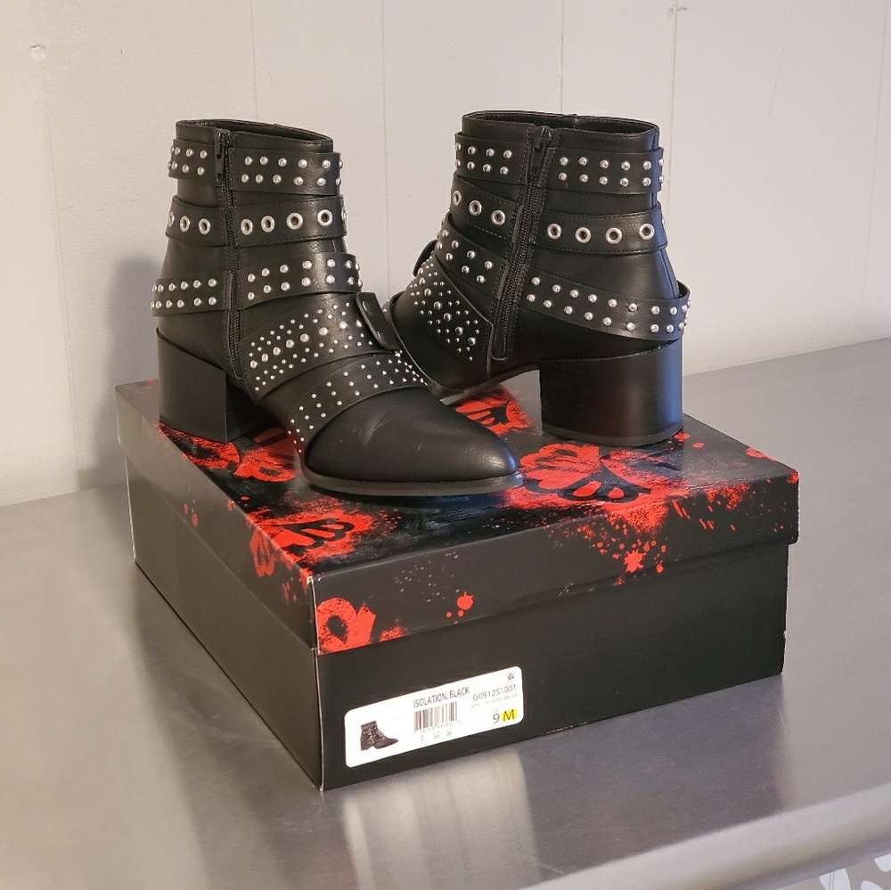 Fergalicious By Fergie Isolation booties